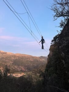 Adrián en vía ferrata (2)